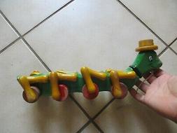 Ancien Jouet de Plancher &agrave; tirer en Bois La Chenille jouet 