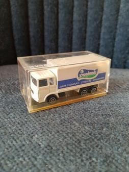 CAMION SAVIEM CHAMBOURCY JOUET V&Eacute;HICULE MAJORETTE COLLECTIO