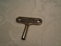 cl&eacute; jouet SCHUCO No3