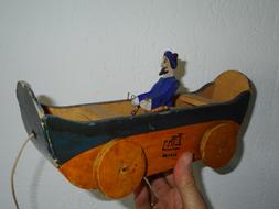 ETMA  ETIENNE et  MANDONNAUD  Rare jouet en bois 1920  a tir