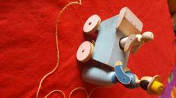 Jouet a tir&eacute; en bois nounour Londeau  avec b&eacute;b&eacute; peint d'o