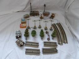 JOUET TOLE LOT ACCESSOIRES MARKLIN TRAIN HO RAILS SAPIN BUTO
