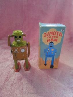 JOUET VINTAGE M&Eacute;CANIQUE. ATOMIC ROBOT MAN. Q.S.N. MS 415