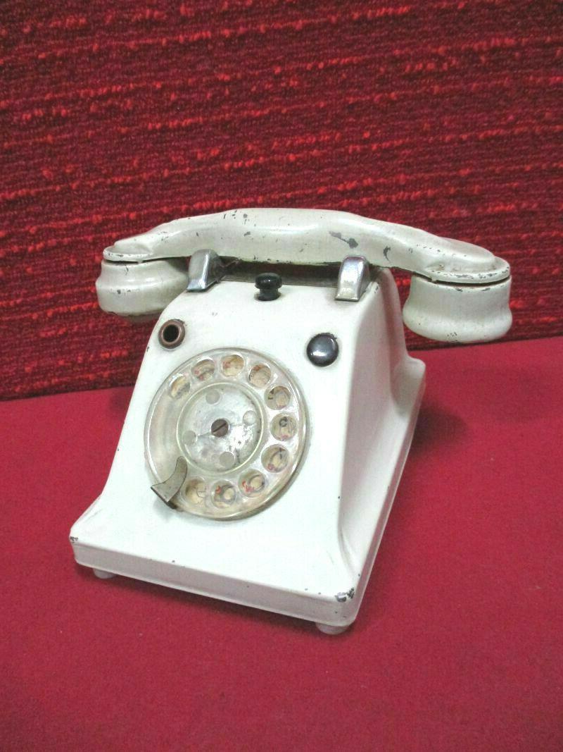 ancien telephone en tole jouet d enfant