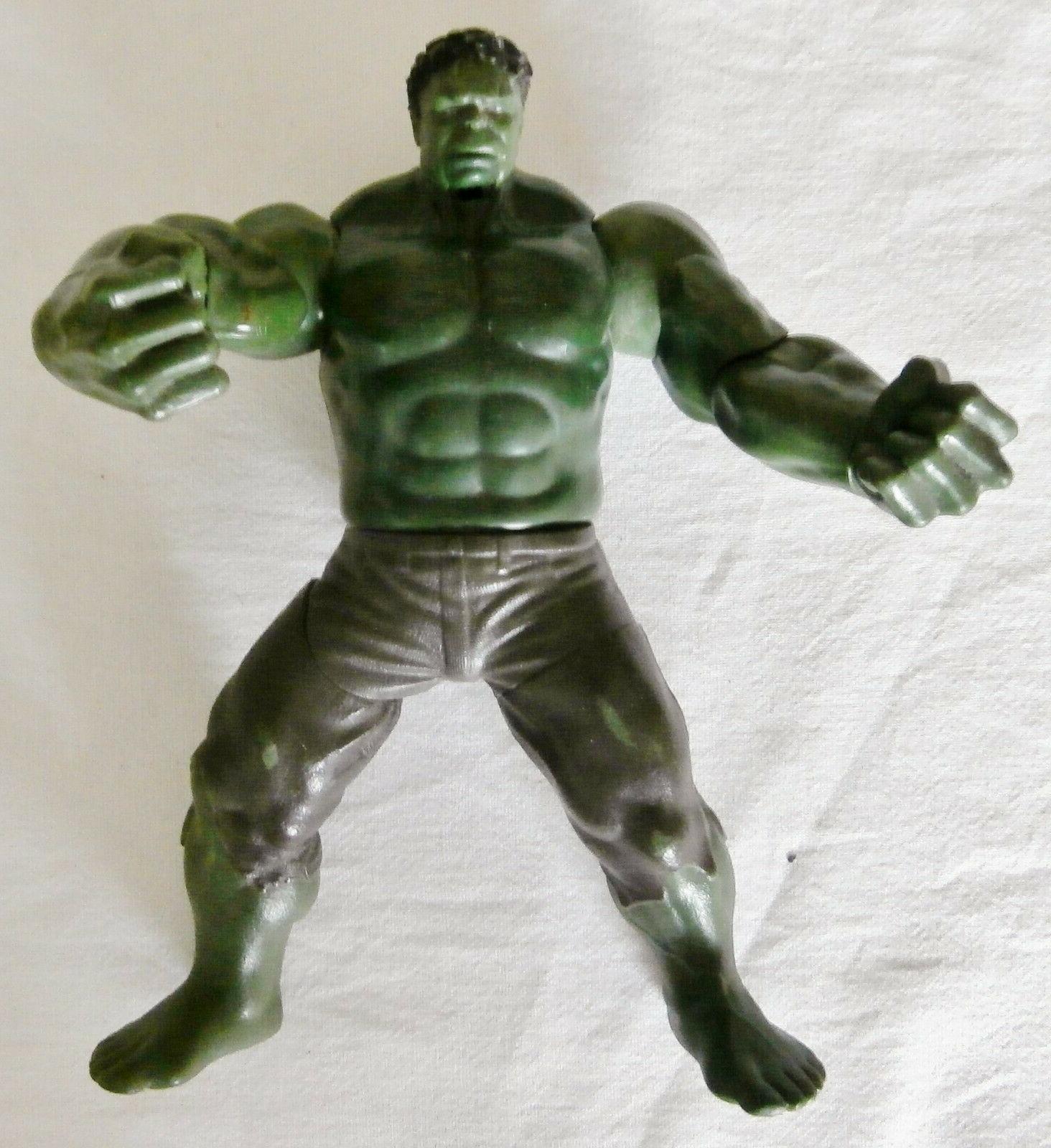 jouet 16 cm hulk annee 2011 heros